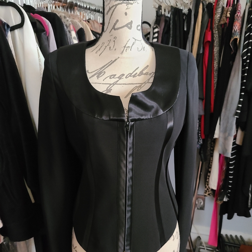 Magaschoni jacket top